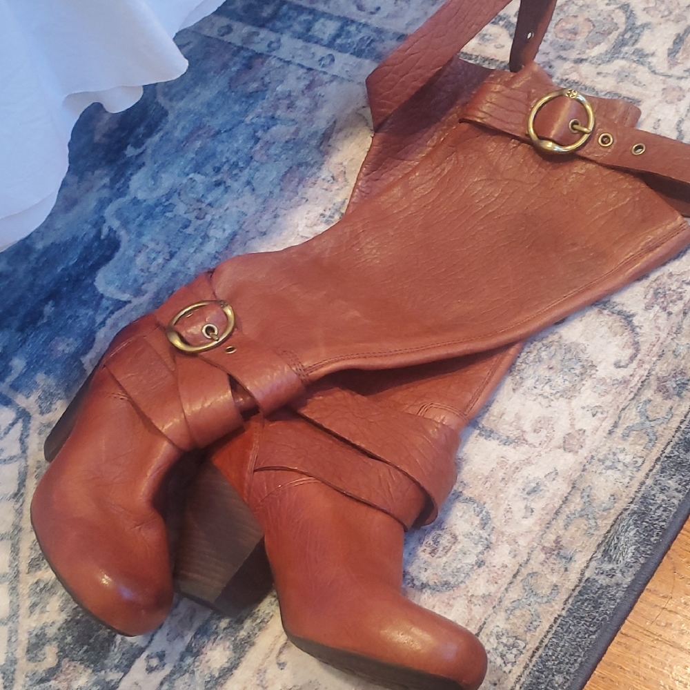 Lucky Brand Tan Leather Heeled Boots